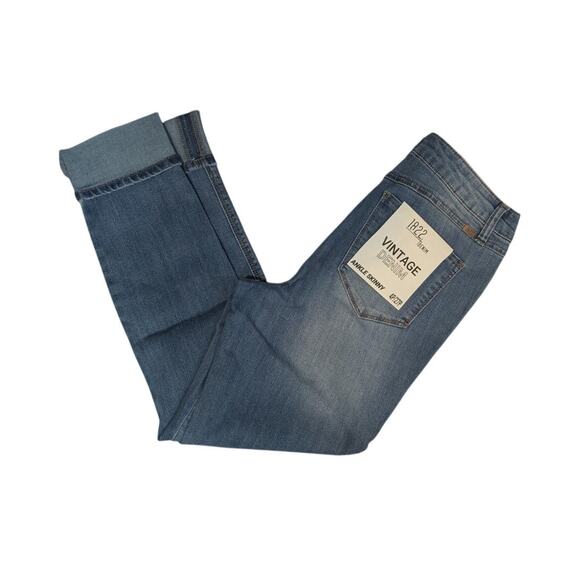 1822 Denim Vintage Cuff Jean in Isabelle. Ankle skinny. Blue. Petite Size 4P/27P - Picture 5 of 5